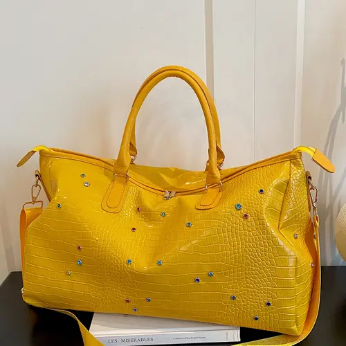 Luxury Crocodile Texture Fashion Gym Duffel Bag with Rhinestones, Adjustable Shoulder Strap, Large Capacity, Ideal for Short Trips and Gym Use, Travel Gym Bag