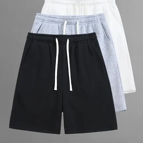 3-pack straight men’s summer loose shorts—minimalist, clean design; suitable for household chores, morning workouts, shopping, and outings; neat fit with no restrictions.