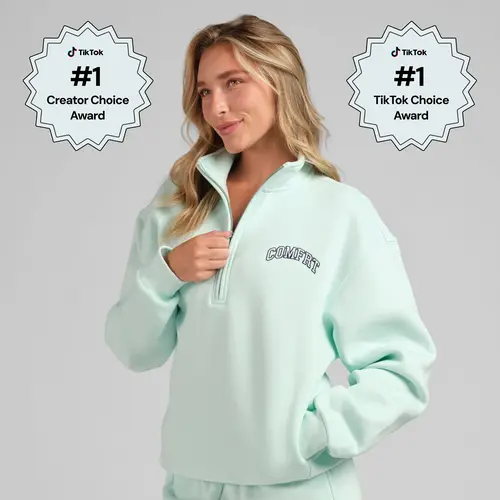 Comfrt | Varsity Quarter Zip | Fleece Oversized Logo Quarter Zip Pullover