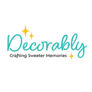 Decorably US