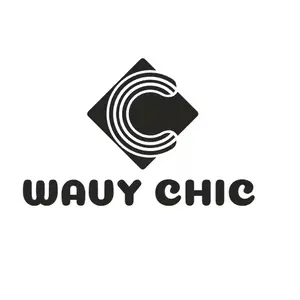 Wavy Chic Beauty