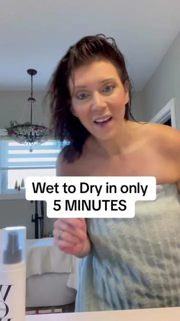 This @Tideway blowdryer is seriously the bomb! It’s what i use at home AND in the salon. #tidewayblowdryer #blowdryerreview #hairstylistsoftiktok #bighairdontcare #hairvolume #quickblowout #speedblowdryer #colorwow 