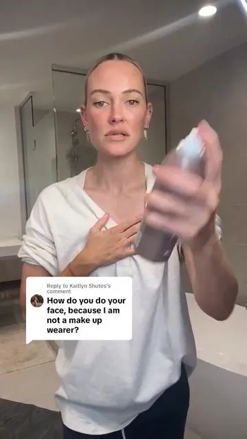 Replying to @Kaitlyn Shutes 2 easy options to tan your face! A face tanning mist for instant color OR a gradual face tanning moisturizer 🤎 #selftan #selftanner #facetan 