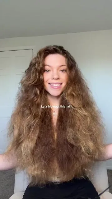Love a good blowout 🤍 folllow for hair tutorials 🫶 #blowout #blowoututorial #hairtutorial #hairstyletutorial #hairstyle #hairstyles #easyhairstyles #hairtok #tiktokshopvalentinesday 