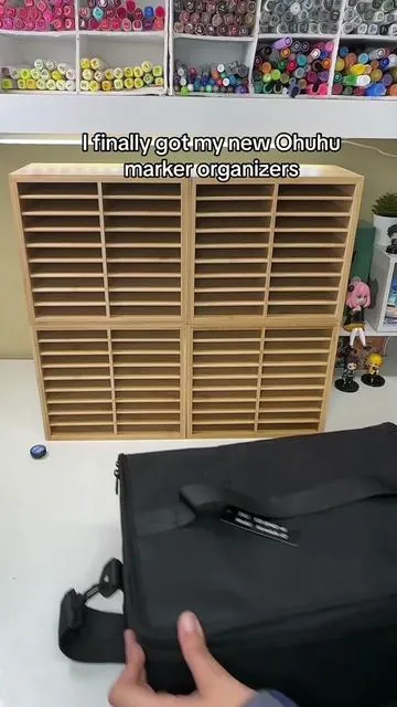 Organizing my marker #ohuhumarkers #ohuhu #desksetup #artdesk #ohuhuorganizer #asmr #organization 