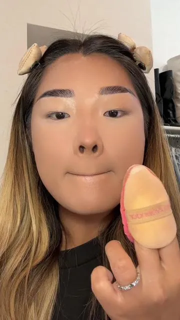 Literally the Lite Foundation filter in real life!! #settingpowder #makeup #makeuptransformation #makeuptrend #matte #poreless #skin #makeuphacks #tipsandtricks #tiktokmademebuythis #fyp #obsessed #viraltiktok #musthaves #love #favorite 