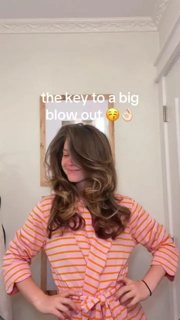 I am @Color Wow Hair’s new biggest fan 🕺🏻 #colorwow #raisetheroot  #blowoutproducts 