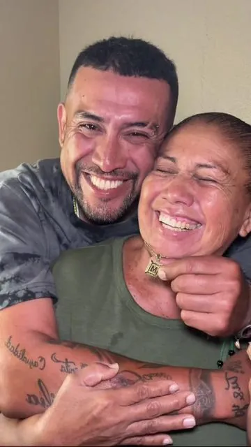 18k Gold sorprende a alguien especial la puedes conseguir aqui en el enlace del carrito naranja #panterita1680 🤜🏻🤛🥰SI SEÑOR 