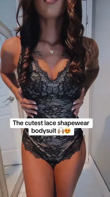 #shapewear #momtok #fy #fyp #viralbodysuit #tiktokmademebuyit #10k @shopshapellx 