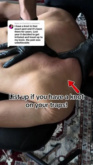 Replying to @Chastity You NEED to try this!  #massage #neckmassage #massagetherapy #deeptissuemassage #knot #massagetherapist 