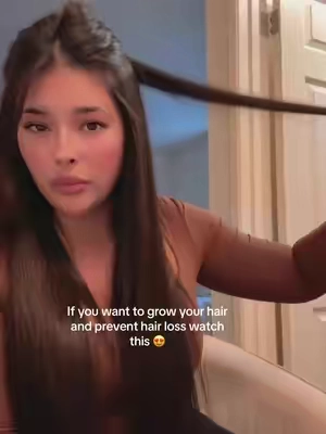 Wait till the end so that yall can see how shiny this leaves my hair🥰#hairgrowth #longhair #fyppppppppppppppppppppppp @Nature Spell 