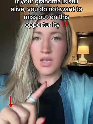 Do not regret not getting this for your grandma 👵🏼 #grandmabook #iwanttohearyourstory #grandparents #grandmasoftiktok #grandma #familytime #MomsofTikTok #momlife #momtok #tiktokshopfinds #foryou #fypシ゚viral #foryoupage 