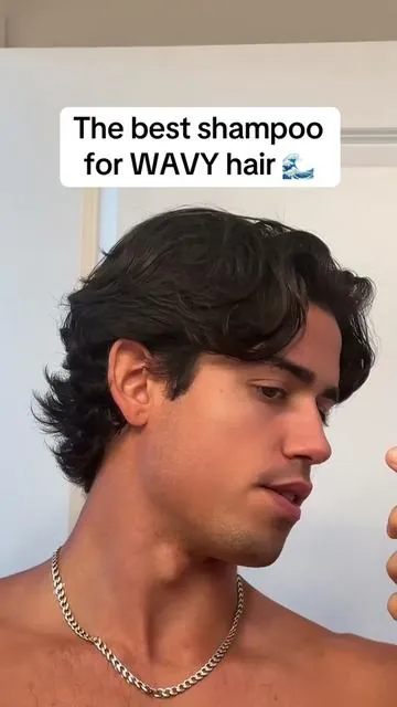 Most shampoos are DESTROYING your hair ❌🤦🏻‍♂️ #marcosphilip #basedbodyworks #shampoo #conditioner 