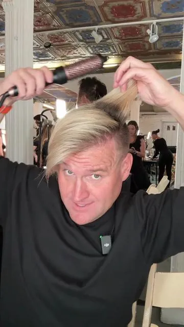 🗽 As a PRO Hairstylist backstage at New York Fashion Week this thermal brush is REALLY going to save my arms from doing 9,000,000 blowouts the old-fashioned way!!! 😅 because literally none of the models ever come with hair prepared like we ask, which is totally fine in this case because this thermal brush eats through frizz like its NOTHING!!! Plus it’s super cheap right now for WavyTalk’s Super Brand Day so snatch it up before it sells out!!!!! #w#wavytalkt#thermalroundbrushb#blowoutb#blowoututorialn#nyfwe#easyhairtutorials perfect blowout Straight hair blowout Blowout bangs Blowout mid taper 90s blowout hair 4c blowout tutorial Textured blowout taper Blowout with bangs Blowout on long hair Blowout medium hair Mid blowout taper Blowout mullet Hair blowout tutorial Ponytail blowout Blowout mid fade Best blowout brush
