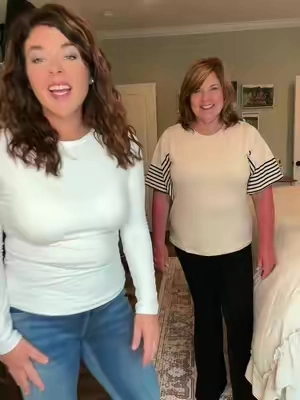 We love the new halara flare jeans! @Halara #halarajeans #halara #stretchjeans #strechyjeans #falloutfitinspo #outfitideas #womensjean #ontrendjeans #treandingjeans #tummycontroljeans #breehoneycuttreviewsit #falldealsforyou #septemberfinds #moms #motherdaughterhalarahaul 