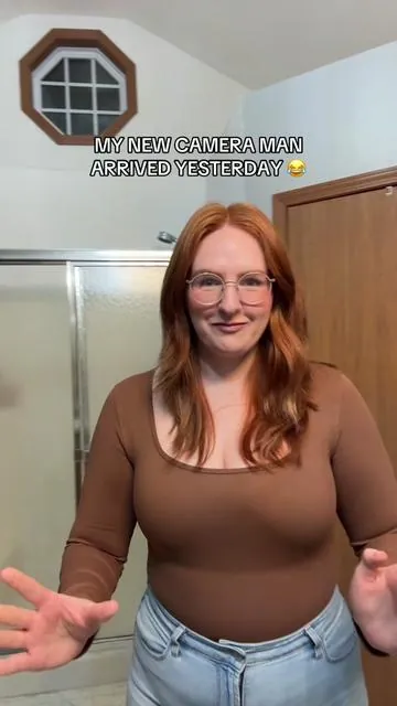 Husband replacement is here FINALLY #contentcreation #photography #facetracking #360camera #tiktokshopfinds #tiktokshopblackfriday #tiktokshopcybermonday #TechRecs #ai 