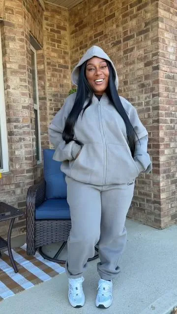 When I say Comfrt, I mean it! This Cloud Zip Hoodie & Sweatpants set in wolf grey is EVERYTHINGGG 😍 They sell out quick so make sure you check it out while it’s still on a major sale right now! @Comfrt  #Comfrt #CloudZipHoodie #CloudZip #ComfrtEssentials #OversizedStyle #LoungewearGoals #TikTokFinds #WardrobeEssentials #oversizedstyle#unisexsweatsuits #FallFashion #oversizehoodie #sweatsuits #oversizedsweatsuits #ootd #winterfashion #fashiontok  #tiktokshopblackfriday  #tiktokshopcybermonday #spotlightfinds #blackfridayearlydeals #blackfridaydeals #blackfriday #toptiernovember #giftguide #tiktokshopholidayhaul  #giftguide #ttsdelight #ttsdelightnow 