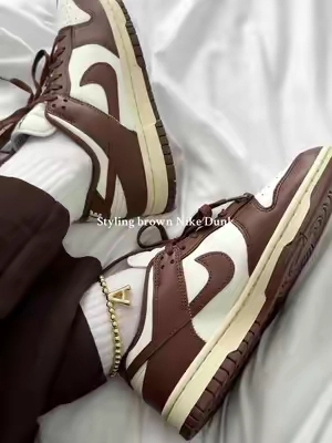 Add them to your sneaker collection 🐻 #tiktokshopfinds #outfitinspo #brownoutfitideas #nike #TikTokShopBlackFriday #fashiontiktok #holidaygiftideas  