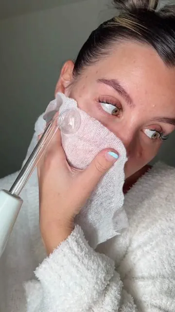 My Mom Inteoduced Me To High Frequency In Middle School. It Treats So Many Skin Issues: Acne, Aging, Pigmentation, The Works ✨🫶🏼 @Pure Daily Care NuDerma Wand #highfrequency #skincaredevice #highfrequencyfacial #highfrequencywand #acneskincare #antiagingskincare #nuderma #tiktokshopholidayhaul 