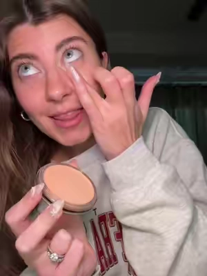 undetectable makeup this affordable pot concealer is so good!! Made by Mitchell Bolt Balm in BB6 #madebymitchell #potconcealer #naturalmakeup 