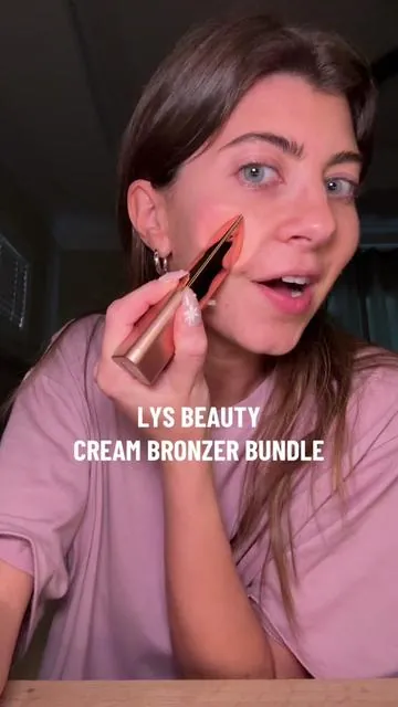 swatching the medium Lys Bronzer Stick shades this bundle is such an amazing deal!! @LYS Beauty #lysbeauty #lysbronzingstick 