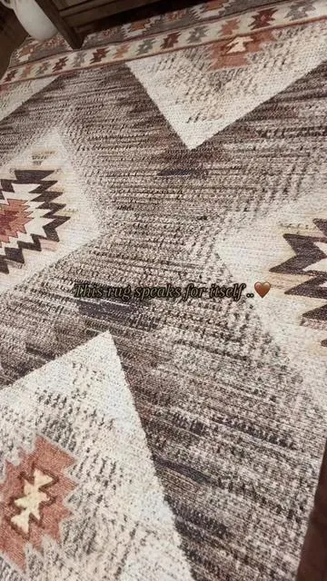 7459968551290408234