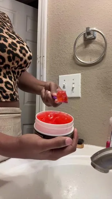 I STOPPED USING BEAUTY SUPPLY EDGE CONTROL WHEN I FOUND THIS 💯 !!!