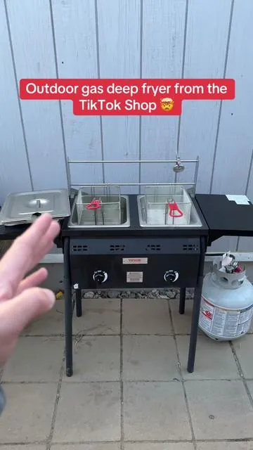 This gas deep fryer has got to be my favorite thing from the TikTok shop 🤯 #gasfryer #grilling #friedfood #deepfryer #grill #grilledcheese #frenchfries #fryingfood #barbecue #portablefryer #momchef #dadchef #diychef #cooking #cookingathometiktoktv #vevortools #vevor 
