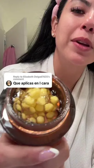 Replying to @Elizabeth Delgad7835 aquí está lo que aplico en mi cara cada noche 💕 #skincare #skincareroutine #vitc #koreanskincare #nighttimeroutine #TikTokMadeMeBuylt 