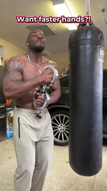 This rotation device gives a killer arm workout. Works all the little muscles. You never work at the gym. #armworkout #armworkoutathome #forearmworkout 