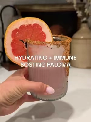 The actual most delicious Paloma I’ve ever had 😋 this one hydrates and boosts your immunity too with these drink packets!! A total win 🤩 @Taste Salud  #tastesalud #paloma #hydrationpackets #immunity #electrolytes #elderberry #drinkrecipes 