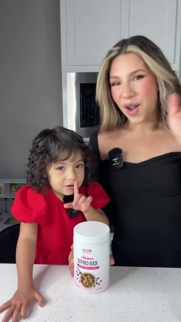 Navany es la más fan de mi cafe!! 🤭😍 @Bella All Natural 