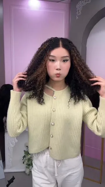 Which one  is better?💕#humanhairwig #curlyhairstyle #wighair #wigtok #wiginstall 