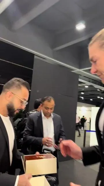 @Jeremy Fragrance discovering new perfume by Jo Milano🎰 Soon, the world will witness a new fragrance that will become an essential part of your style.  Stay tuned for our updates – magic is coming.✨ #jeremyfragrance #perfumetiktok #fragrance #ne #milan 