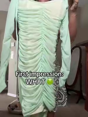 I had low expectations and was surprised that it actually looked good 😂 This is pea green (looks different in real life than the photo). Wearing a small (5'3 size 4/6) #genxfashion #millennialfashion #springtok #partydress 