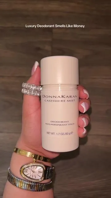 Donna Karan deodorant @Donna Karan is for the luxury rich classy aesthetic girlies smells like money 🤍 #donnakaran #deodorant  #showerroutine #hygieneroutine #cleangirlskincare #luxurybeauty 