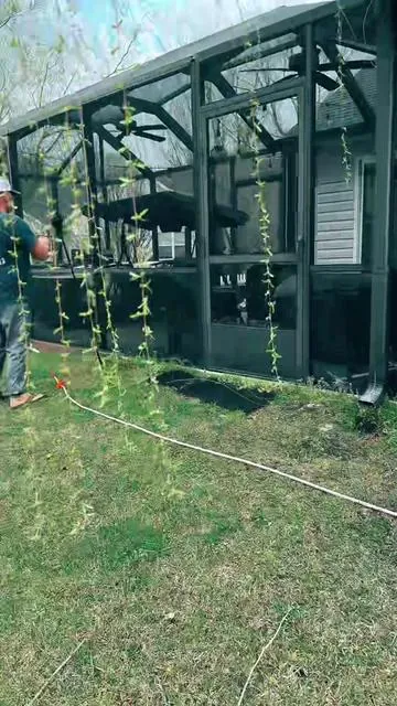 #garden #gardening #gardenhose #hose #waterhose #retractablehose #carwash #vevor #vevortools #vevorttshop #husbandwifecomedy 