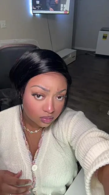 #creatorsearchinsights #lemodahair #bussdownmiddlepart #naturalwigs #hdlacewig #springtok #fyp 
