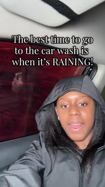The best time to go to the car wash is when it’s raining outside! These heavy duty car mats can handle it all! 🤣 #carpass #carpassfloormats #carfloormats #tiktokshopcreatorpicks #springtok #pinkcarfloormats 