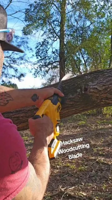Wood Cutting Hacksaw Blades @ezarctools #hacksaw #chainsaw #pruning #firewood #yardwork #woodcutting #tiktokshopspringglowup #tiktokshopcreatorpicks 