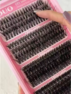 DIY lash kit #clusterlashes #diylashes #lashkit #diylashextensions #dealsforyoudays #fyp #foryou #keyholmes #tiktokshop #summersale #tiktokmademebuyit #trending #musthave #viral #giftideas #tiktokshopspringglowup #spotlightfinds