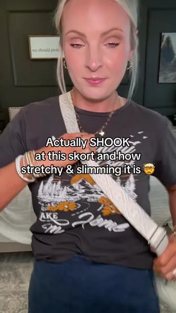 @luvamia are you fr? This is the cutest, comfiest, stretchiest skort! For sure wearing this downtown Nashville 👢 🪩 🤠 #springtok #tiktokshopmademebuyit #tiktokshopunboxing #tiktokshoprestock #tiktokshopspringglowup #OOTD #fashion #ttsfashionfam #skort #jort #jeanskort #nashvilleootd #nashvilleoutfitinspo #nashvillenights #nashvilleoutfitideas #denim #denimskort #stretchydenimskort #stretchyjeanskort #tts #tiktokshopfinds 