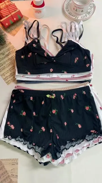Soooo cute, choose your size🙋‍♀️💕#pajamajam #pajamas #pajamaset #twopieceset #fyp#cute #foryou #bra #shorts #falldealsforyou #wireless #soft #comfortable #onsale #TikTokShop #fashion #cute #girlthings #spotlightfinds #ladies #springglowup #bigsale #girl #lovely #underwear #tiktokshopholidayhaul #tiktokshoplastchance #tiktokshopnewyearnewaura #fyppppppppppppppppppppppp 