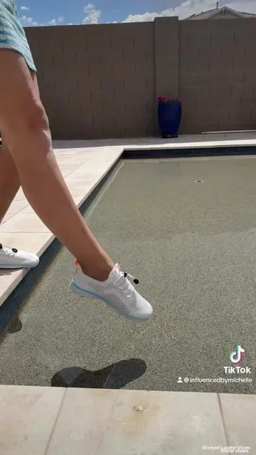 Women’s water shoes that are fashionable and comfortable! They drain and dry so easily and provide great arch support. They are completely stretchy so they are easy to slip on and off #watershoes #womenswatershoes #watersneakers #watershoesforwomen #watershoeslife #hikingshoes #streamshoes #waterhiking 