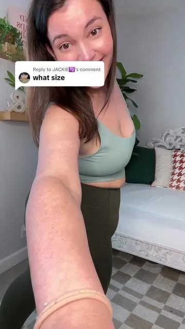 Replying to @JACKIE♍ how to pick your perfect size in @Halara_official lifting leggings #halara #halaraeveryday #halaraleggings #leggings #tummycontrol #apronbelly #plussizefashion #midsizefashion 