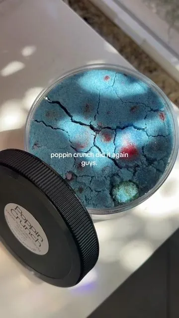 THEY ARE EVEN SOMEHOW EVEN BETTER THAN THE REGULAR COTTON CANDY more sour more flavorful @PoppinCrunch #cottoncandy #poppincrunch #poppincrunchgushers #gushers #sour #sourcandy 