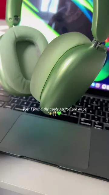 I love a good dupe baby!!!!And this green is to die for 🥰💚#appleproducts #airpodspro #greenqueen #CapCut 