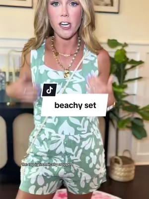 Absolutely adorable, flattering, and giving such beach vibes 🤩✨🫶🏼🌸 #beach #beachootd #beachoutfit   #spring #springfashion  #momfashion #momstyle #momlife #OOTD #outfitideas #outfitinspiration #outfitoftheday #millenials #giftguide #TTSLevelUp #TTSdelightnow #tiktokshoprestock #tiktokshopspringglowup #springtok #tiktokshopcreatorpicks #springbreak 