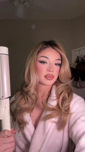 Novus ionic silicon curling iron 😍 #novuscurlingiron #curlingiron #curlinghair #hair #hairtok #hairstyle #hairtutorial 