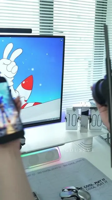 Last chance to grab the 3-D hologram projection light, If you like it, Don't miss out. #projection #light #hologram #3dlight #tiktokshop #tiktokshopfinds #spotlightfinds #gift #giftideas #usa_tiktok 